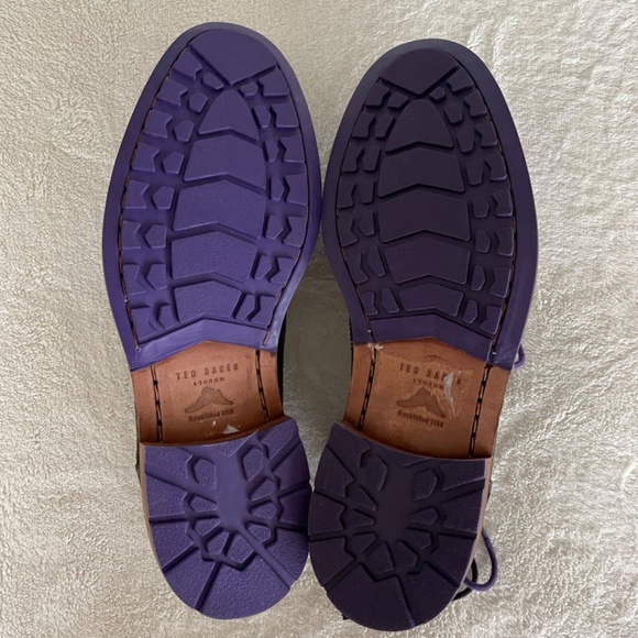 TED BAKER London Men's Black and Purple Brogues - Picture 9 of 9